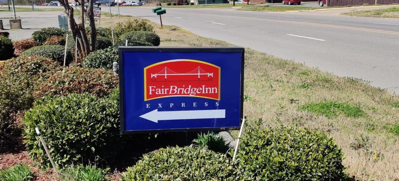 Fairbridge Inn Express Stuttgart Esterno foto